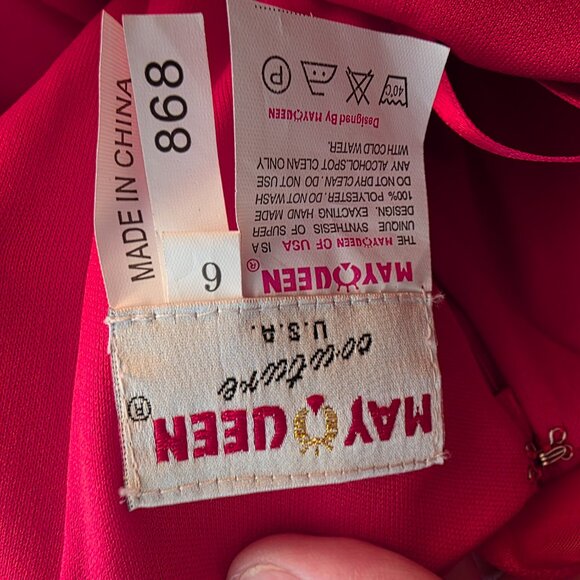 Cinderella one shoulder dress - Picture 3 of 3